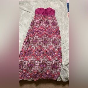 No boundaries Strapless dress